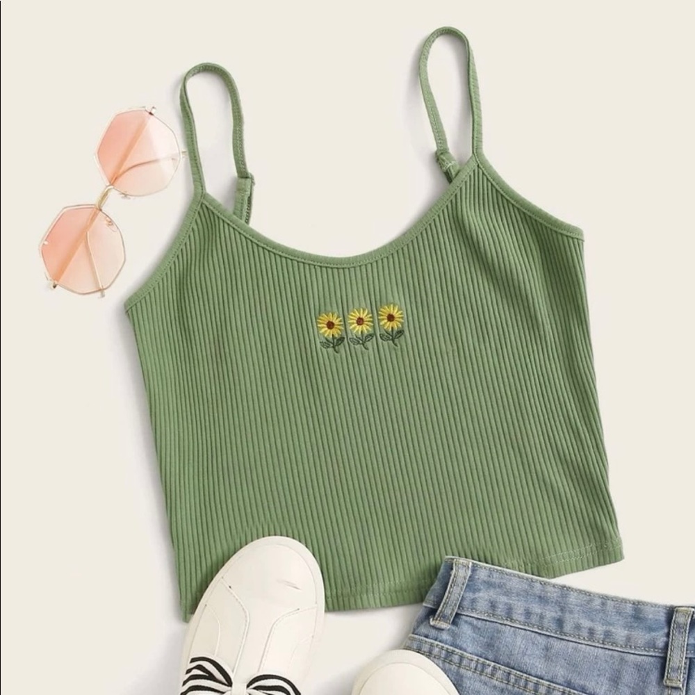 Sunflower embroidered Rib-knit cami top